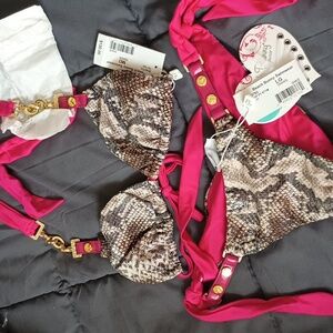 Beach Bunny NWT Snake MD Top Lg Bottom
